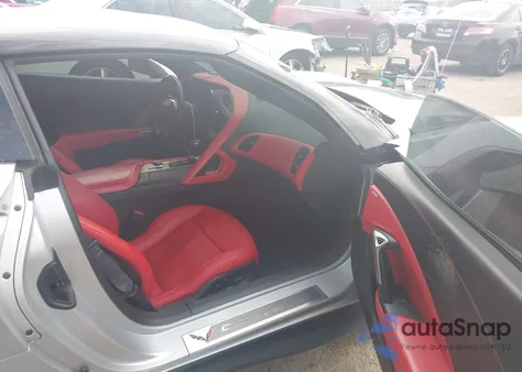 2016 Chevrolet Corvette Stingray Z51 z USA, uszkodzony, nr VIN 1G1YM2D73G5113098